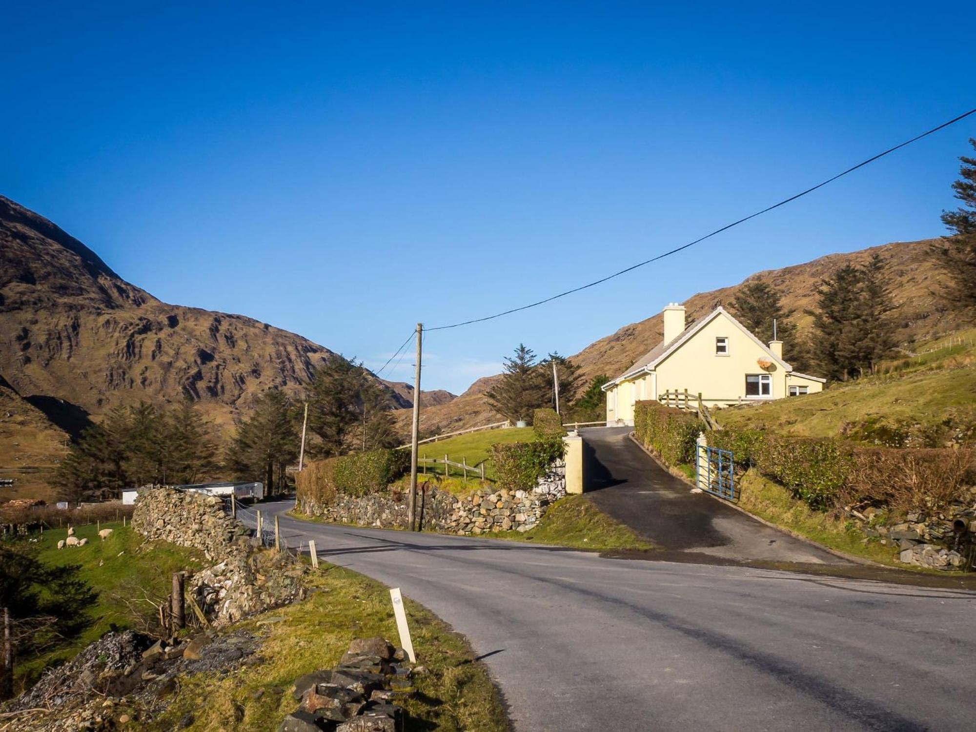 Vila Lough Fee Renvyle Exteriér fotografie