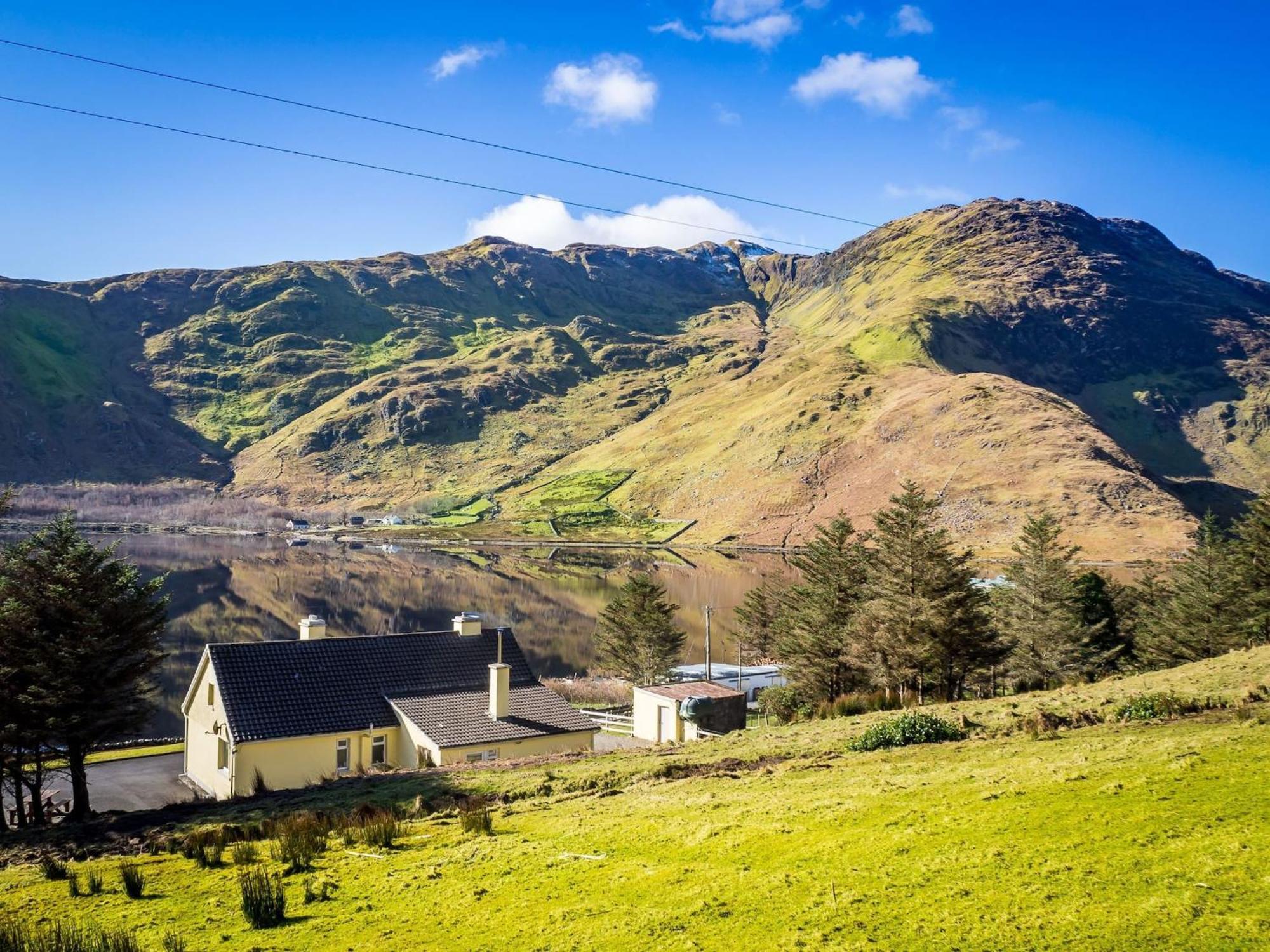 Vila Lough Fee Renvyle Exteriér fotografie